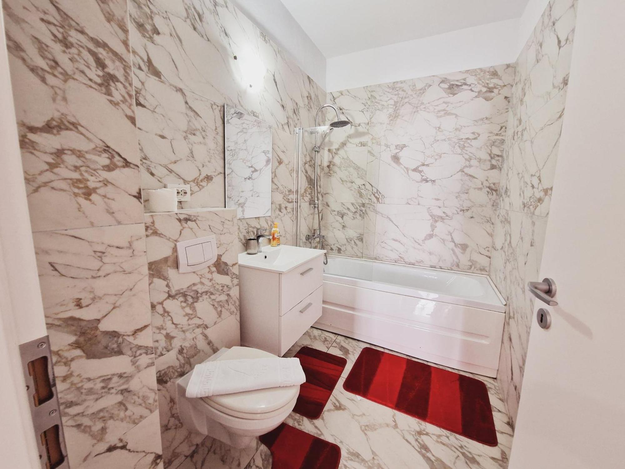 Ultracentral 5* Boutique Hotel Style Apartment. Brand New. 2 Rooms. Spacious. Free Parking Cluj-Napoca Ngoại thất bức ảnh