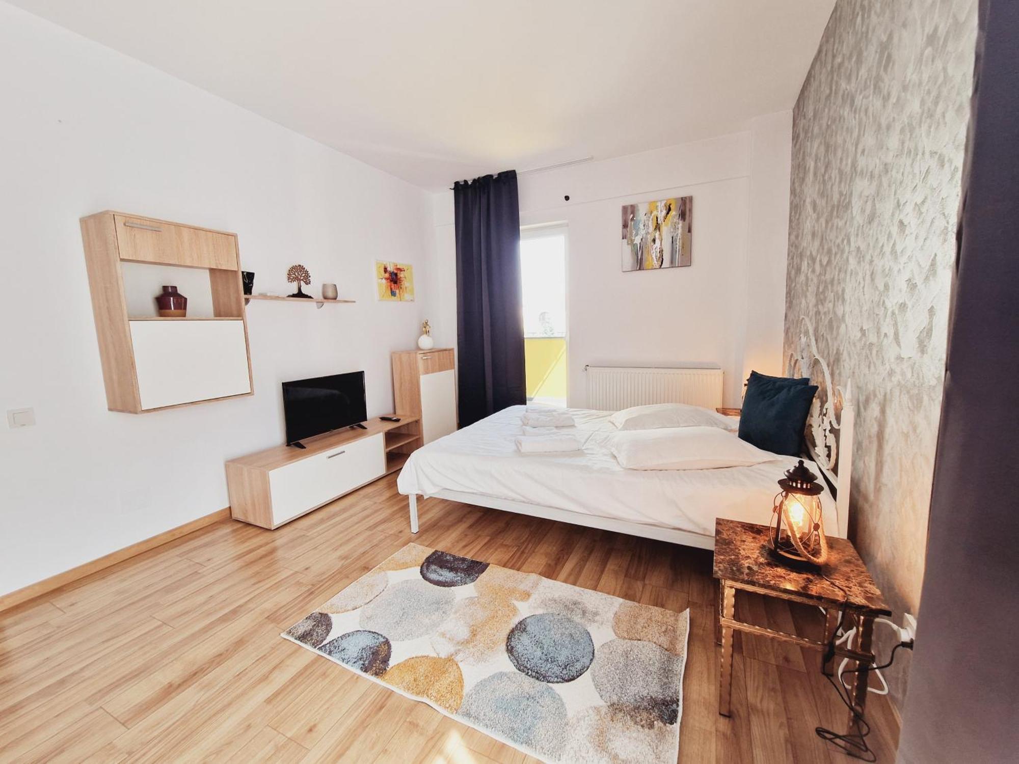 Ultracentral 5* Boutique Hotel Style Apartment. Brand New. 2 Rooms. Spacious. Free Parking Cluj-Napoca Ngoại thất bức ảnh
